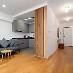 One View Parking Apartament